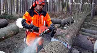 How to Use Chainsaw
